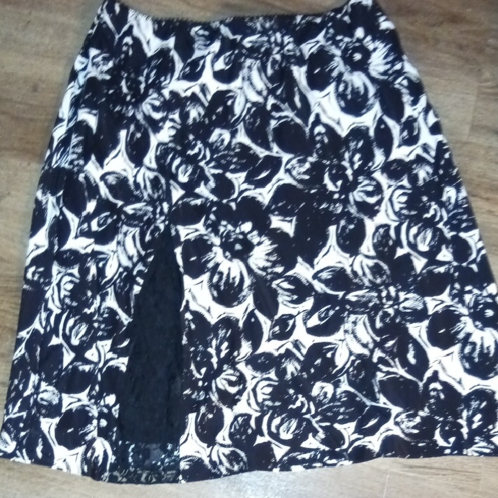 INC International Concepts Women's Floral Skirt Black and White Skirt (14)